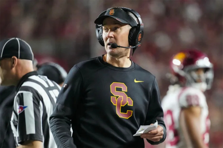 AP Top 25 reflects season's craziness